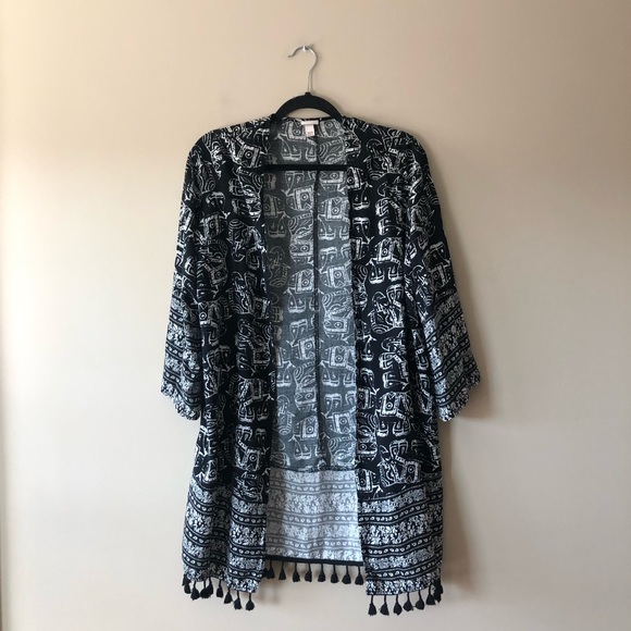 Merona Tops - Merona black/white printed kimono style top